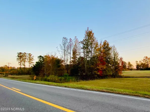 52 Breezewood Lane, Pinetops, NC 27864