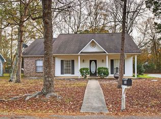 3313 Neptune Dr, Gautier, MS 39553