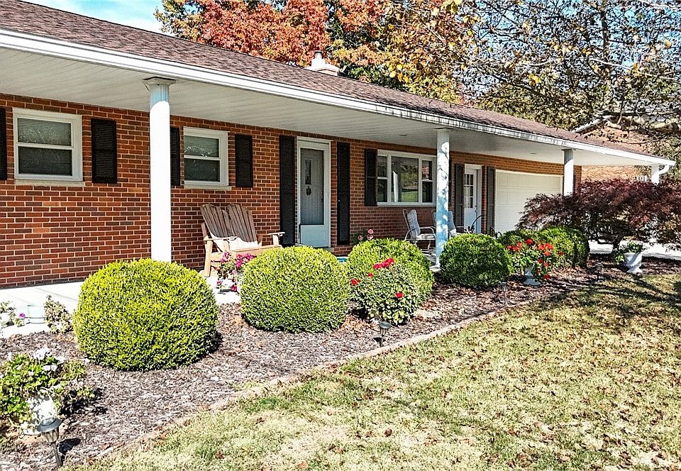1st image of 126 Brandy Dr