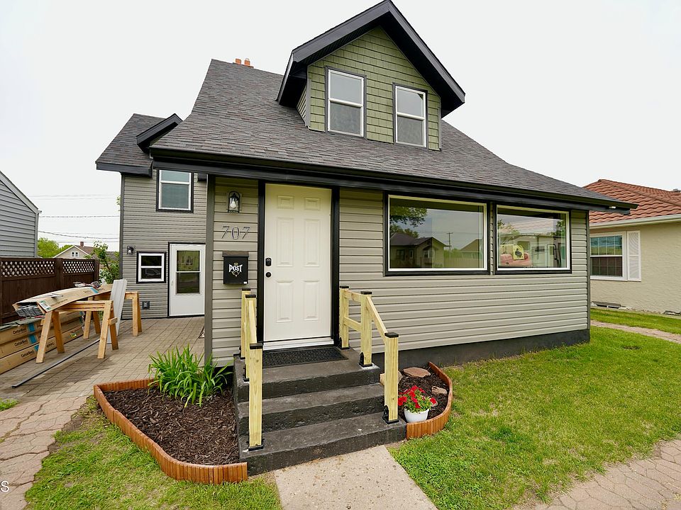 1st image of 707 5th Ave SE