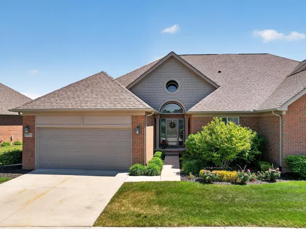 33751 Au Sable Dr, Chesterfield, MI 48047