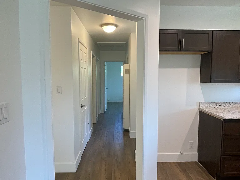 2863 Grand Ave — Photo 8