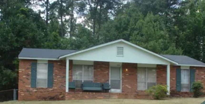 1st image of 604 Buford Dr
