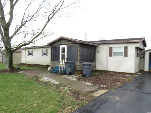 604 S Main St, Losantville, IN 47354