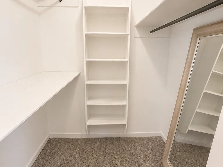 233 Conrad Cir — Photo 6