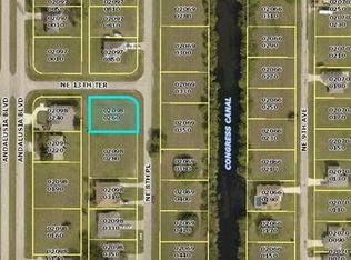 1320 NE 8th Pl, Cape Coral, FL 33909