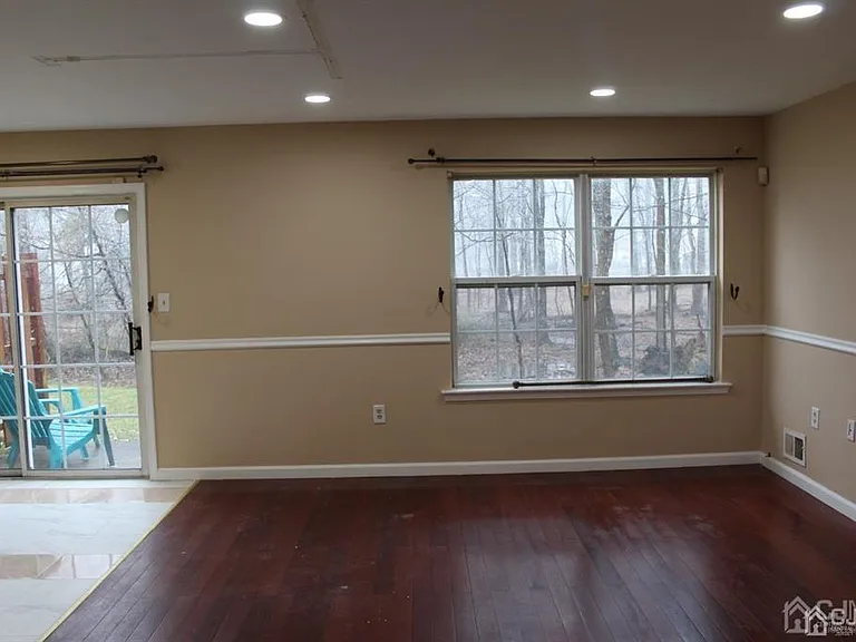 240 Hidden Woods Ct — Photo 29