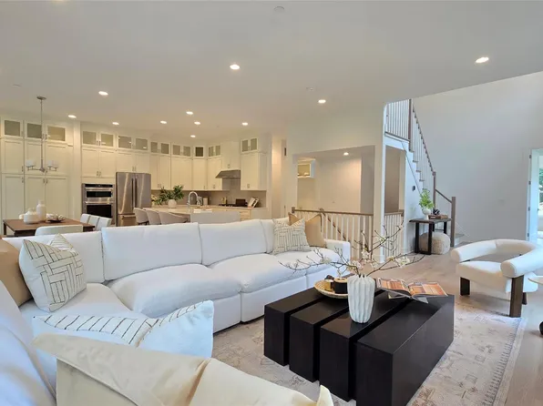 8 Marker Ridge #4, Irvington, NY 10533