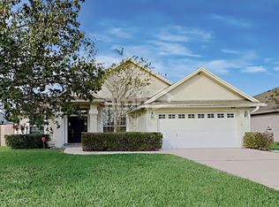 2032 Frogmore Dr, Middleburg, FL 32068