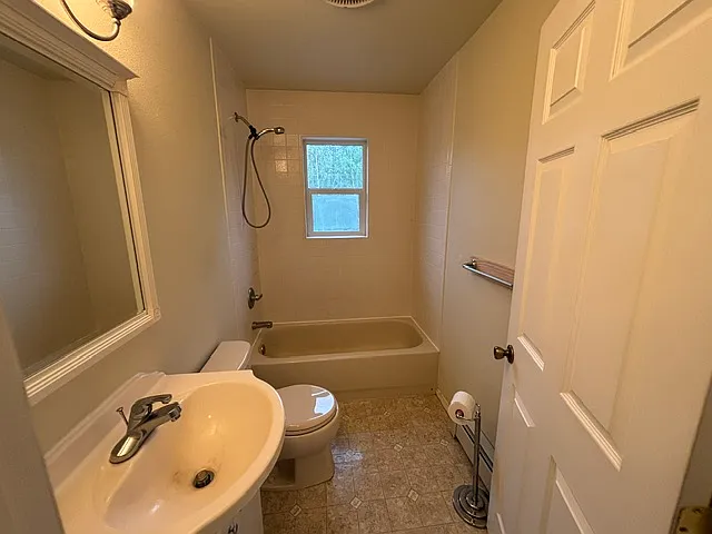 1501 Barabara Dr #A — Photo 8