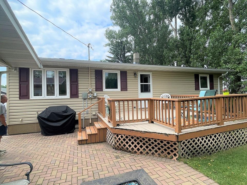 373 W Renville St, Pembina, ND 58271 Zillow