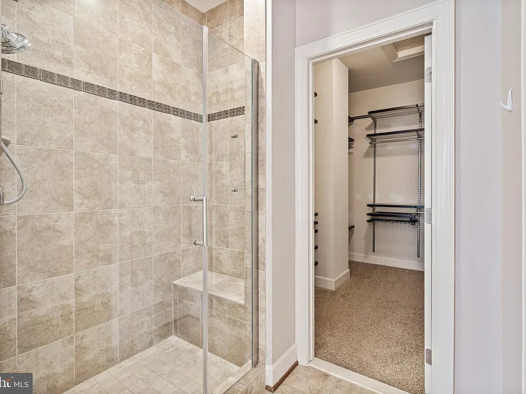4561 Rona Pl — Photo 55