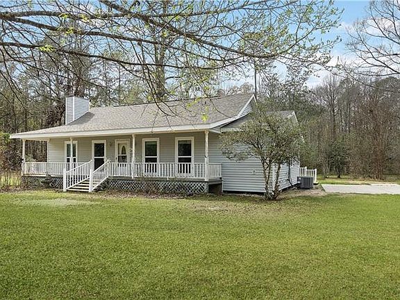 2nd image of 78361 Watts Rd