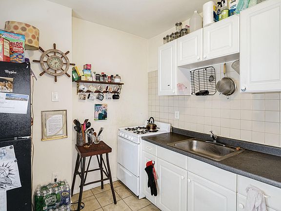 5th image of 2 3098 1/2 Aramingo Ave