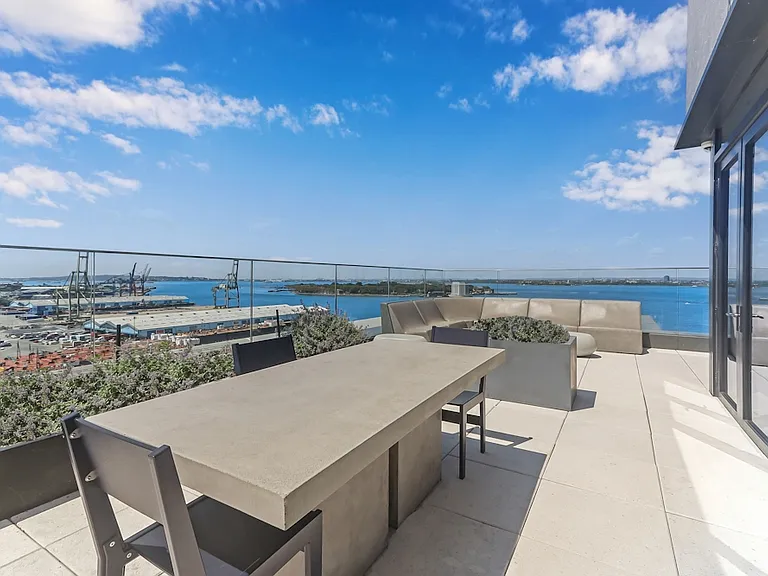 15 Bridge Park Dr #7A — Photo 11