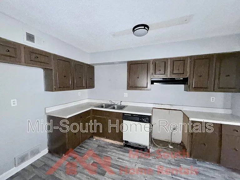 4016 Socorro Dr — Photo 5