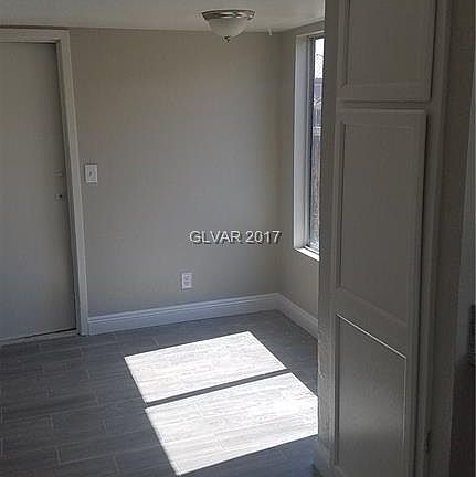 5th image of 3855 Gulliver St