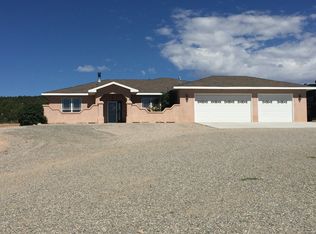 12 Liska Ln, Tijeras, NM 87059