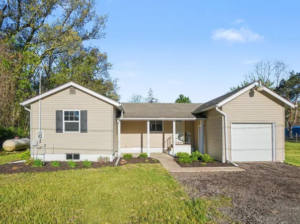 2452 54th St, Fennville, MI 49408