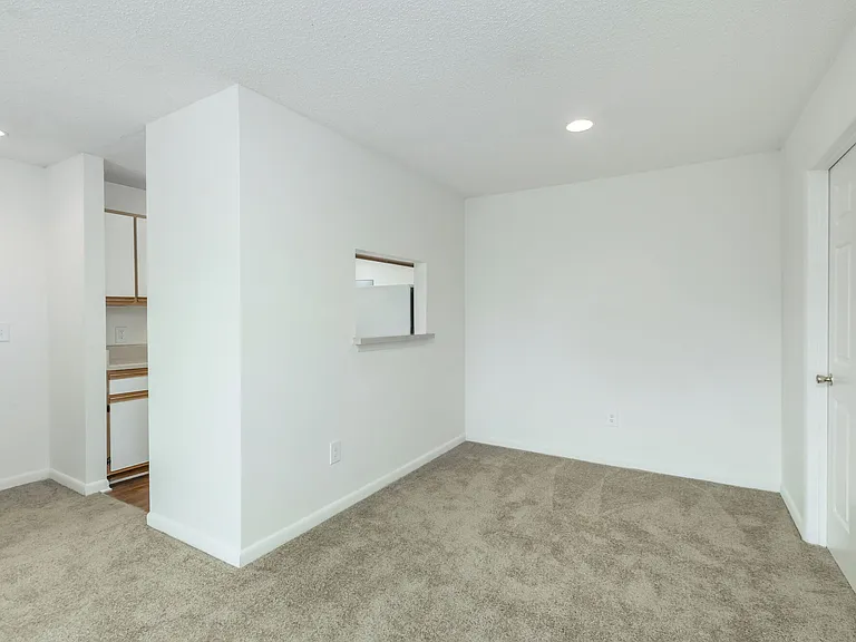 Clearfield Apartments — Photo 25