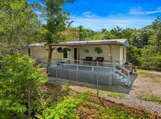 2019 Paradise Hills Rd, Dandridge, TN 37725