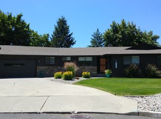 9719 N Navaho Ct, Spokane, WA 99208