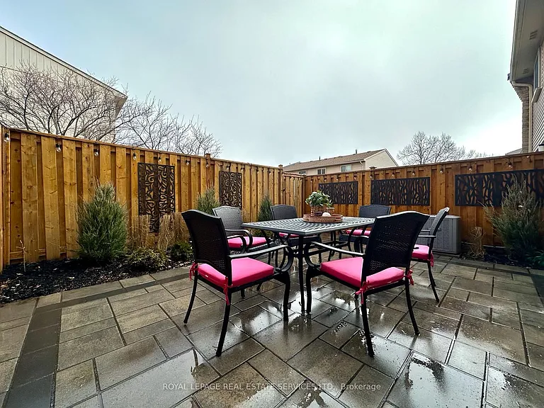 1542 Lancaster Dr #97 — Photo 20