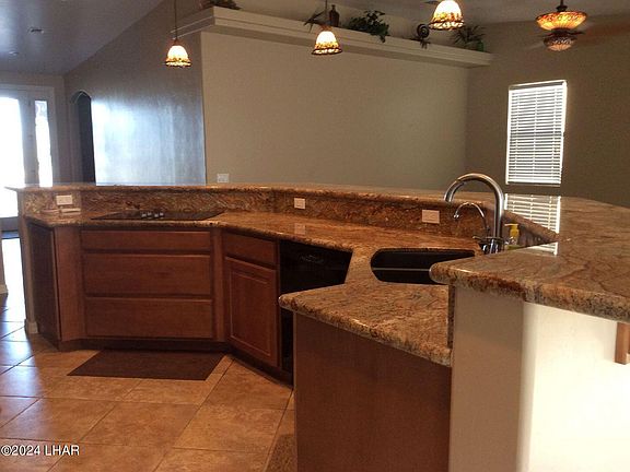 4th image of 160 Sheanwater Ln