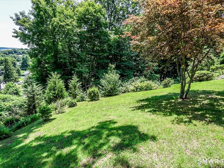 51 Rice Ln — Photo 22