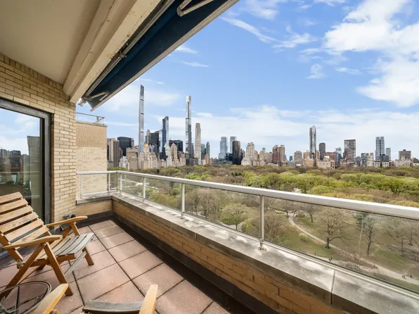 860 Fifth Avenue PHH image 14 of 15
