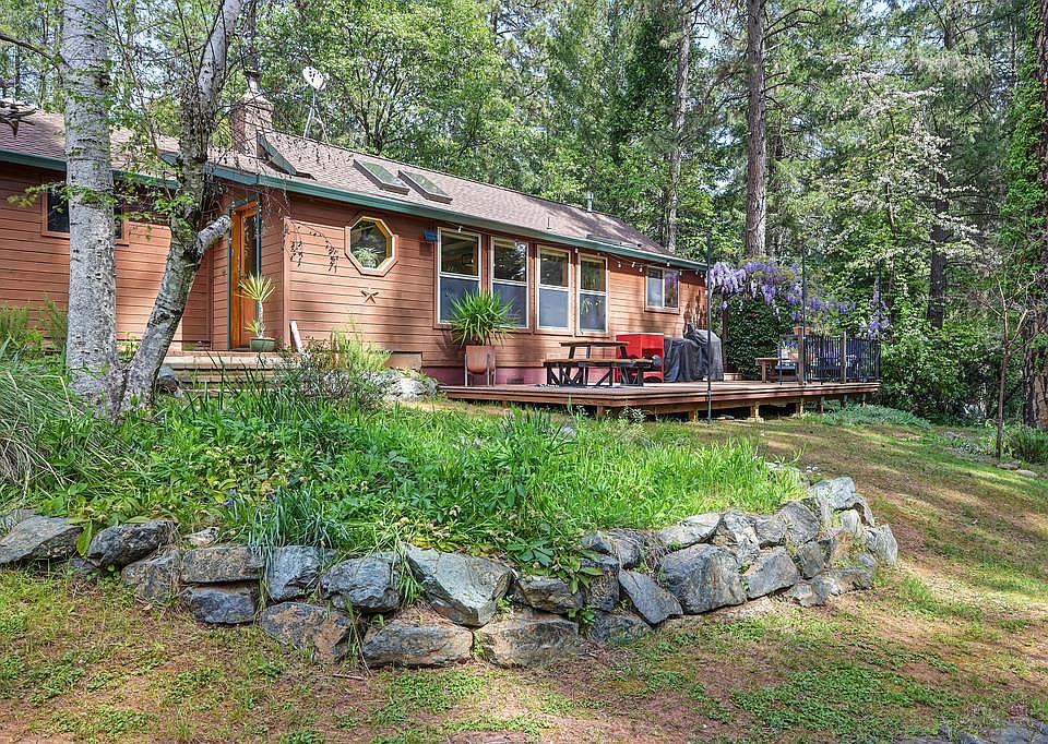 1st image of 14067 Linden Rd