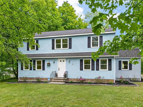 240 Taylor St, Littleton, MA 01460