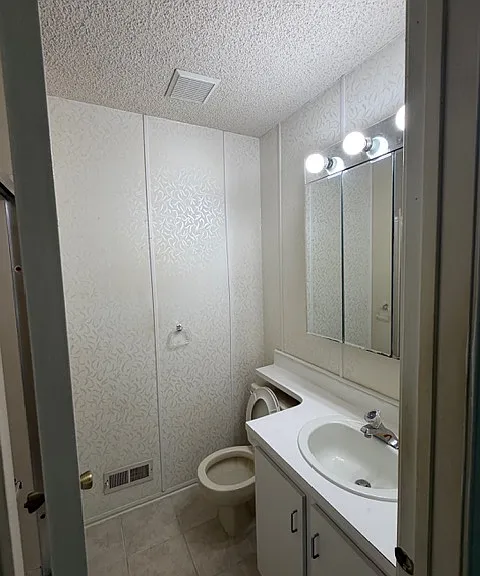 171 Federal Rd — Photo 16