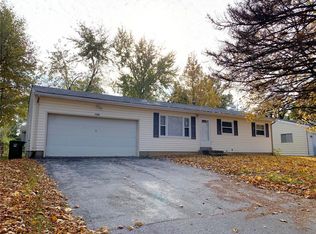 1430 Broadlawns Ln, Saint Louis, MO