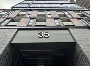35 Parliament St #1603, Toronto, ON M5A 4R2