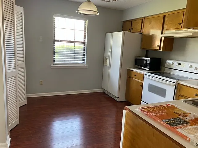 1704 Ashton Dr — Photo 19