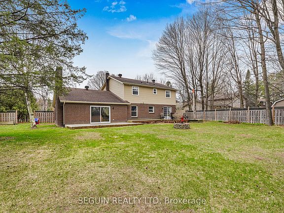 3rd image of 2865 Front Rd