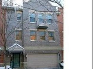 526 E 32nd St UNIT D, Chicago, IL 60616