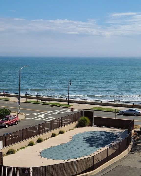 1st image of 295 Lynn Shore Dr APT 407