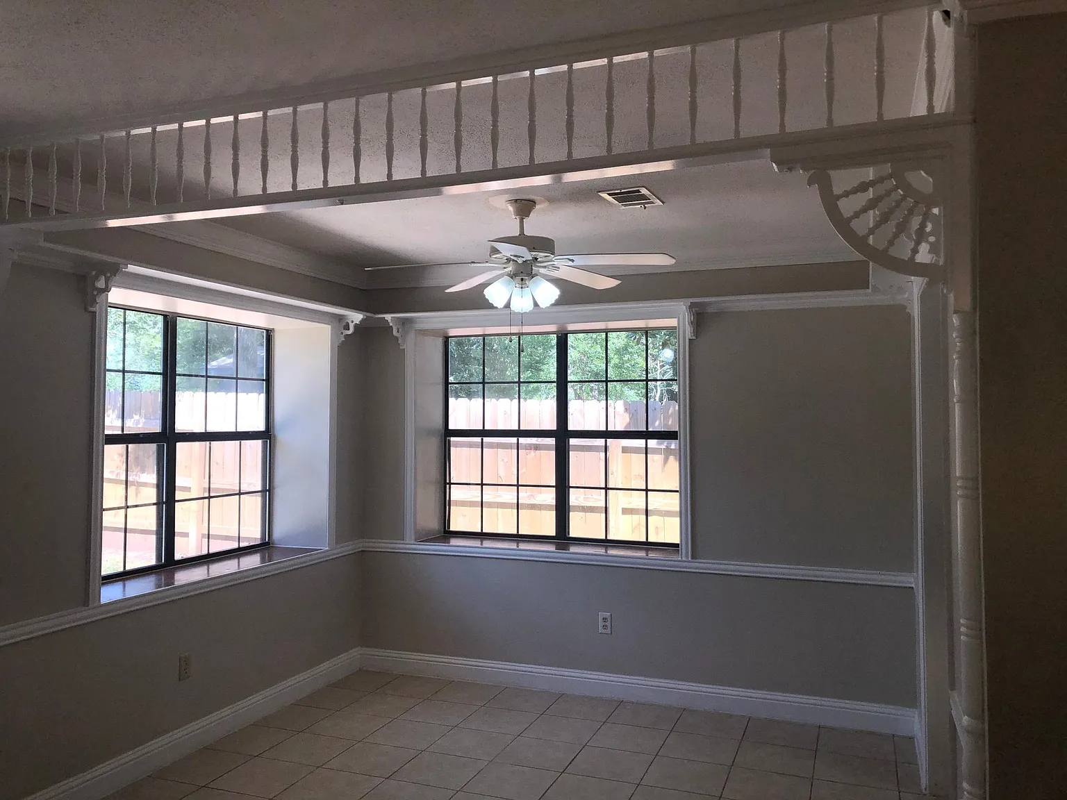 3 bed, 1272 sqft, $1,400 — Photo 4