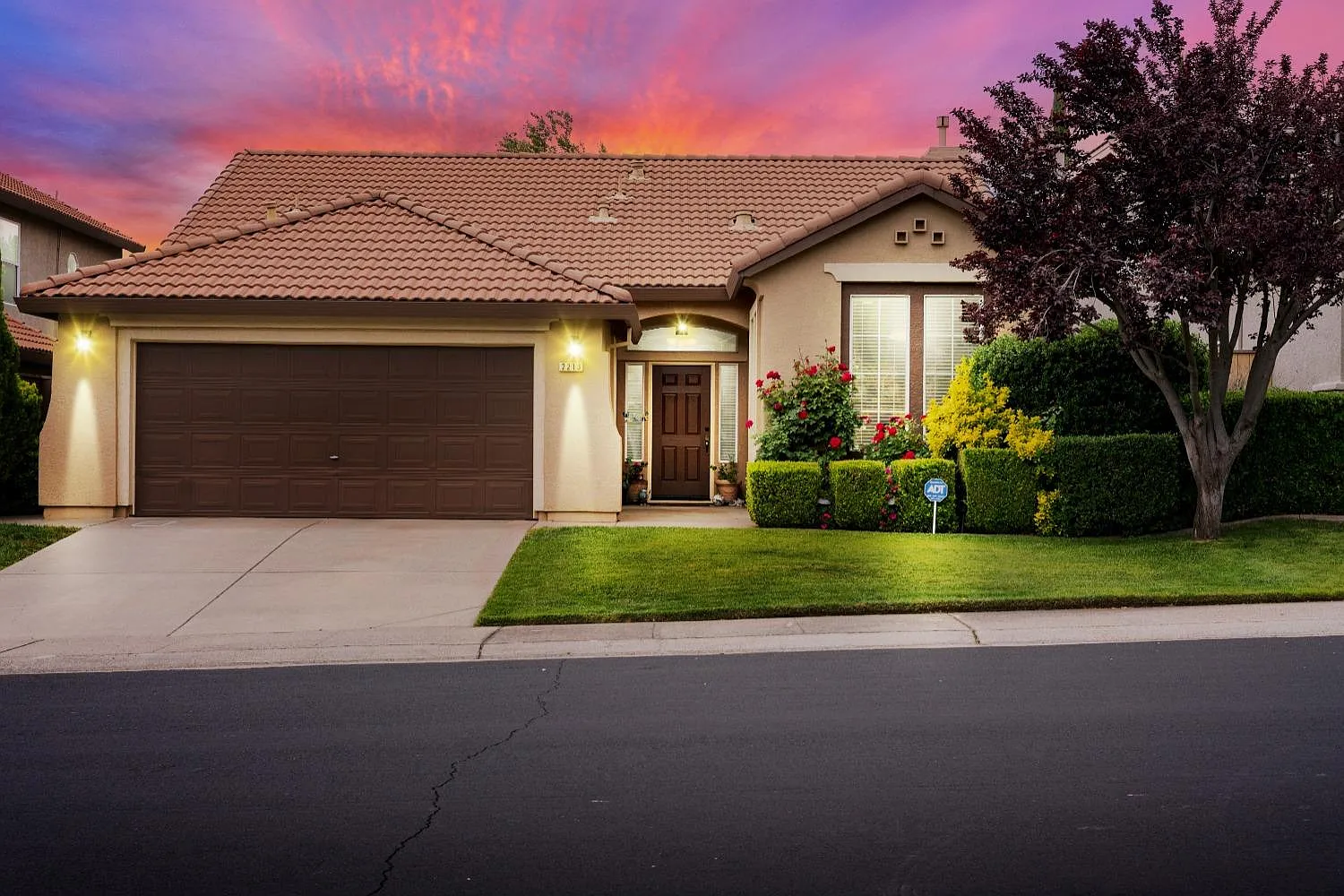 2213 Misty Hollow Dr photo 1