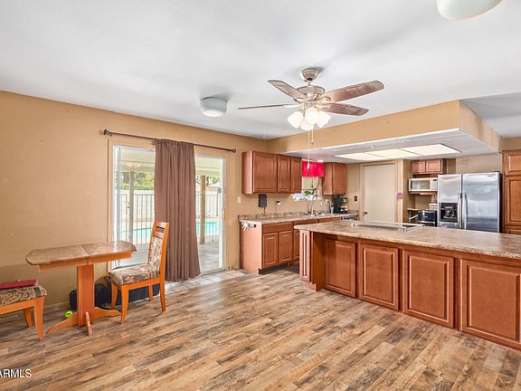 4th image of 3841 W Cheryl Dr