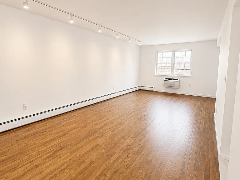 8904 Doran Ave #2 — Photo 6