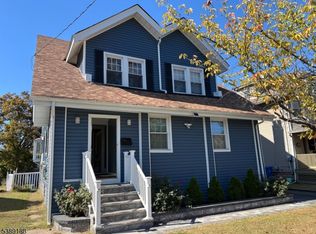 220 S Washington Ave, Dunellen, NJ 08812