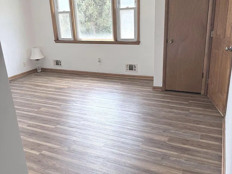 2800 Shirey Ave — Photo 9