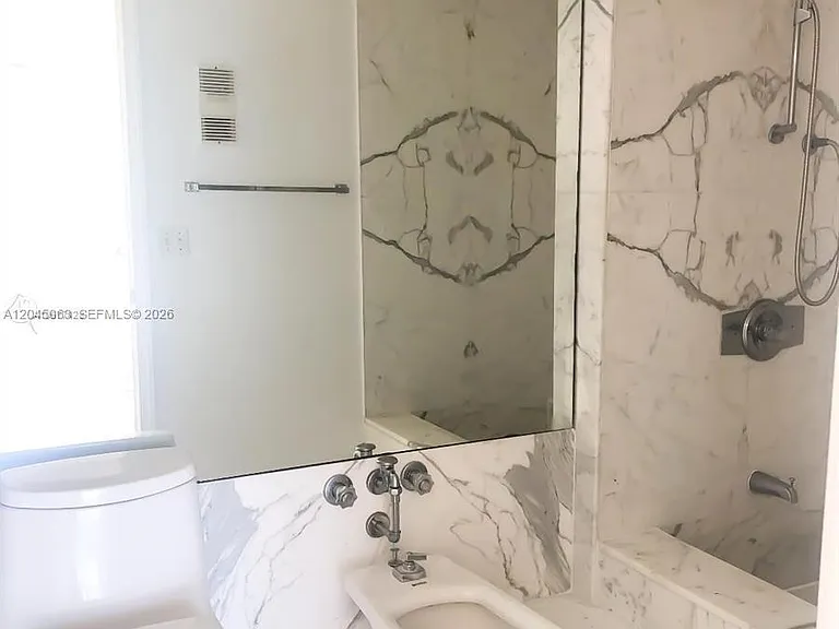 199 Ocean Lane Dr #505 — Photo 14
