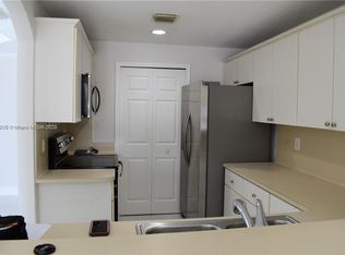6540 NW 114th Ave APT 1401, Doral, FL 33178
