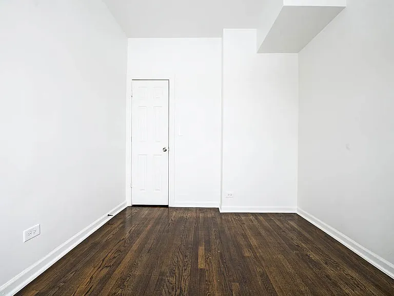 7254 S University — Photo 4