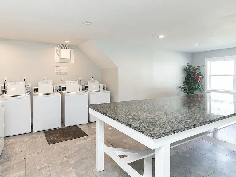 Crystal Townhomes — Photo 13