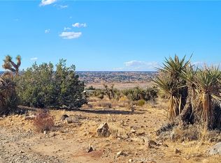 1 Piedmont Rd #30, Apple Valley, CA 92308